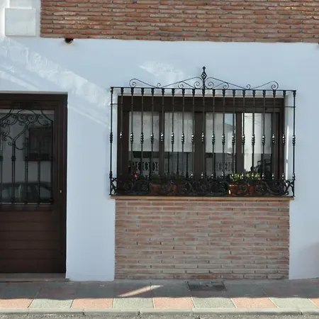 La Casita De Angela *